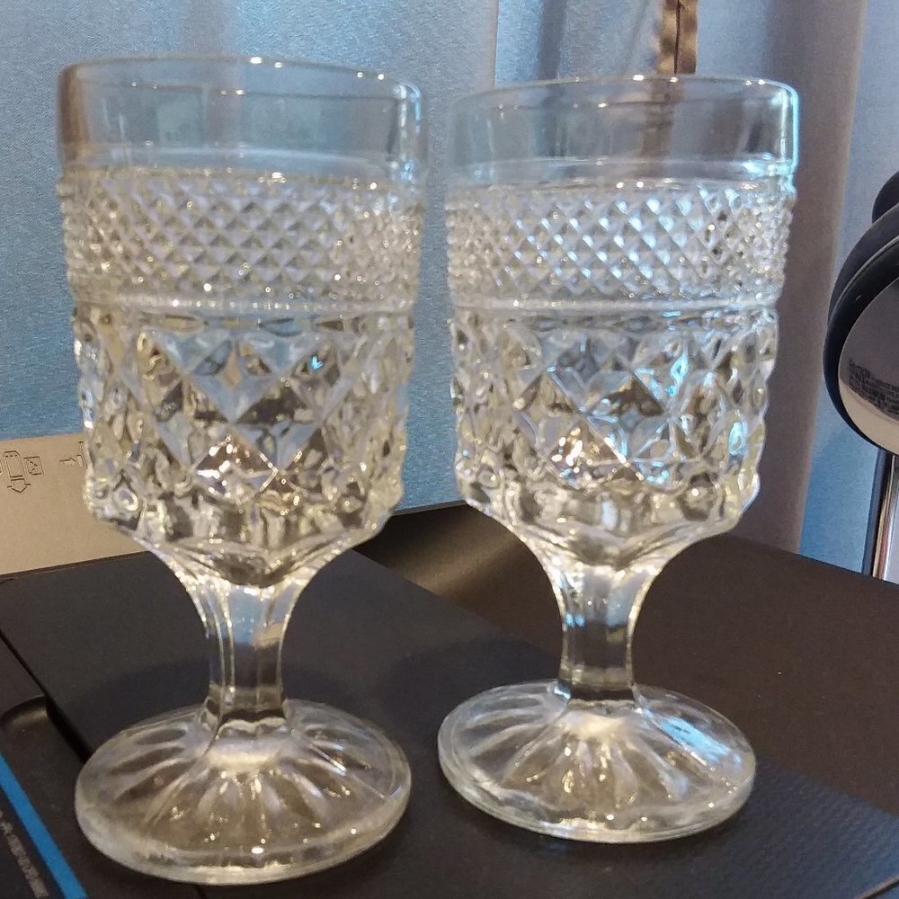 Anchor Hocking Wexford Claret Wine Set of 6